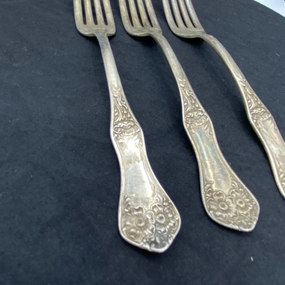 Antique William Rogers 1906 Flower Silverplate Dinner Forks Set 7.5